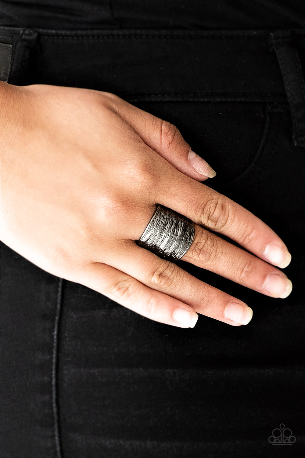Paleo Patterns Black