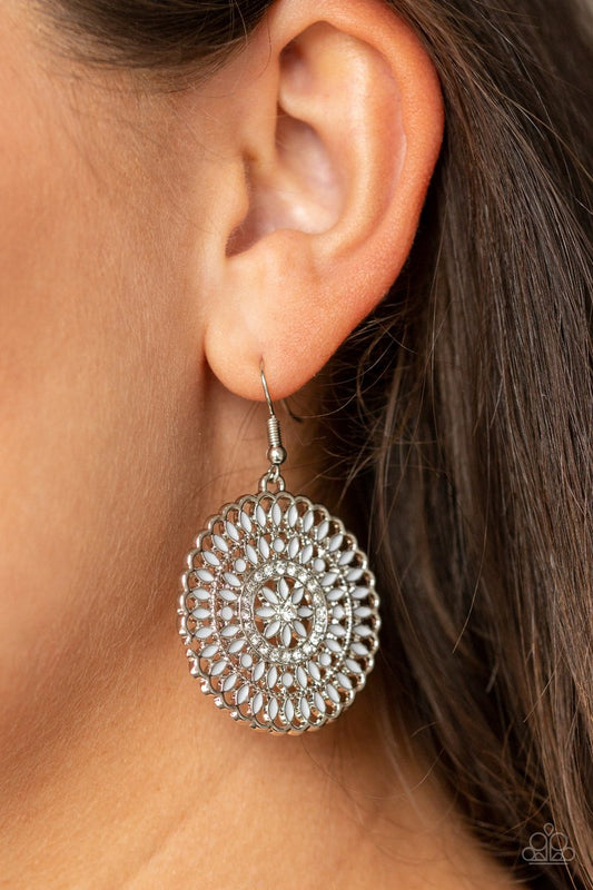 Pinwheel and Deal Silver