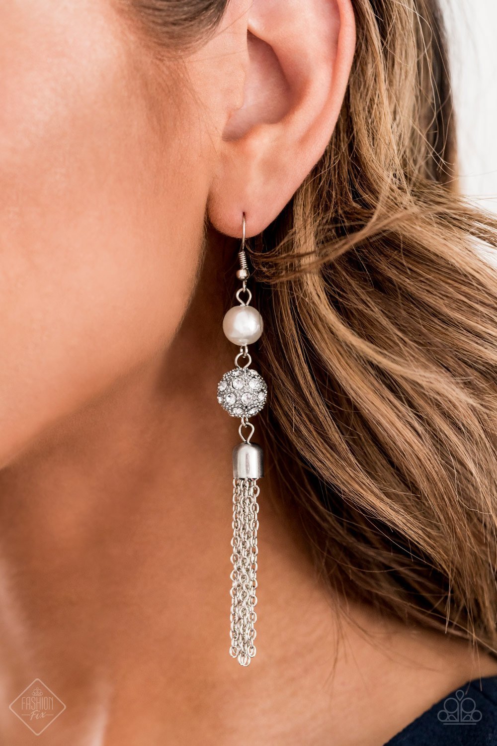 Going DIOR to DIOR White