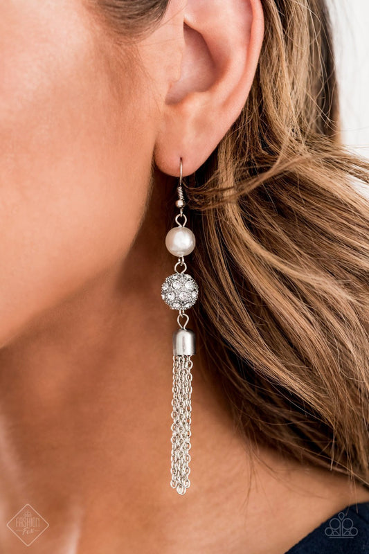 Going DIOR to DIOR White