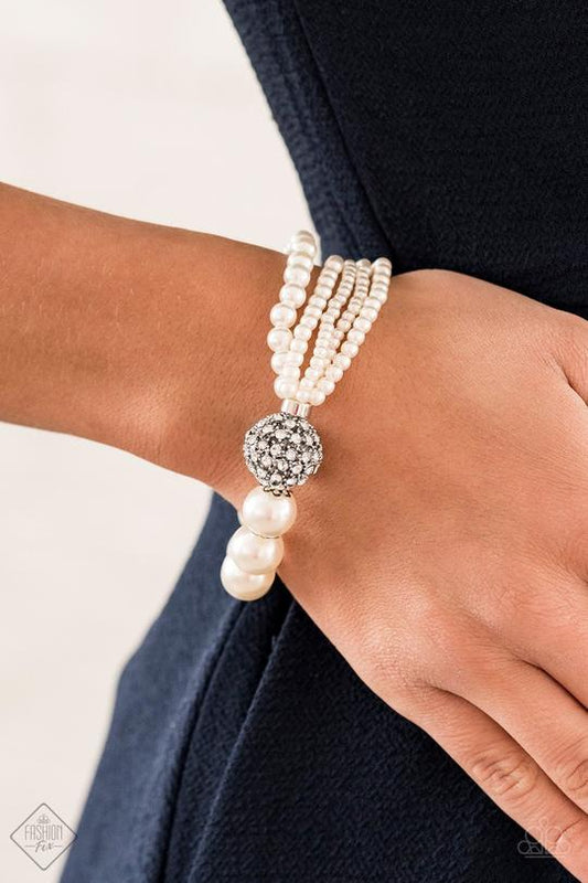 Show them the DIOR White